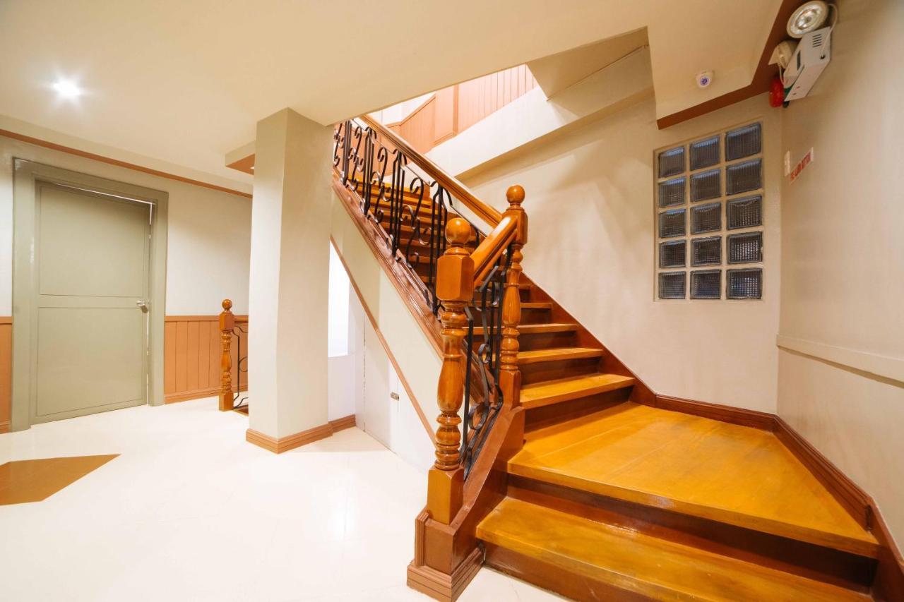 Reddoorz Plus Near San Pedro Cathedral Davao Экстерьер фото